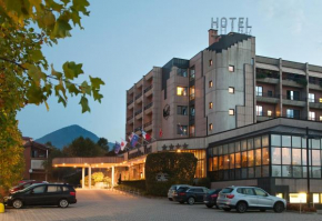  Hotel Leonardo Da Vinci  Ерба